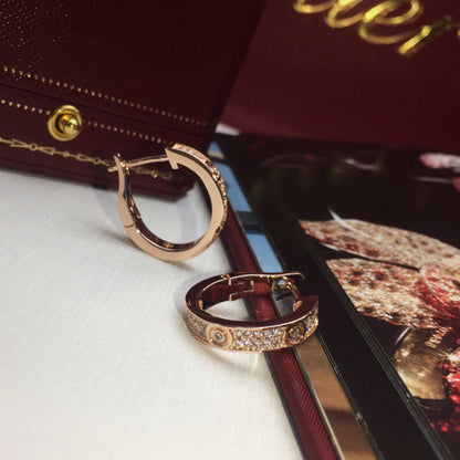 [CharmAmor]LOVE 5.5MM DIAMOND PAVED EARRINGS