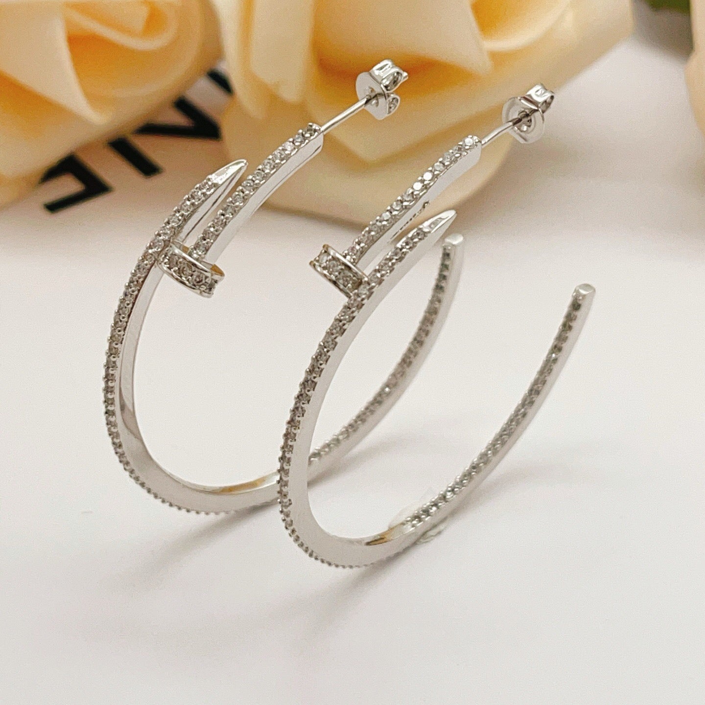 [CharmAmor]JUSTE FULL DIAMOND LARGE EARRINGS