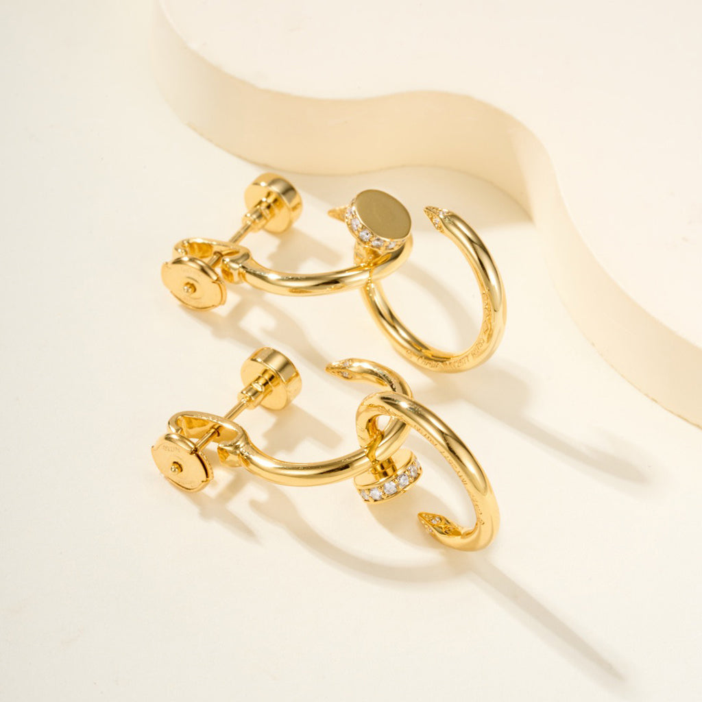 [CharmAmor]JUSTE HALF DIAMOND DOUBLE EARRINGS