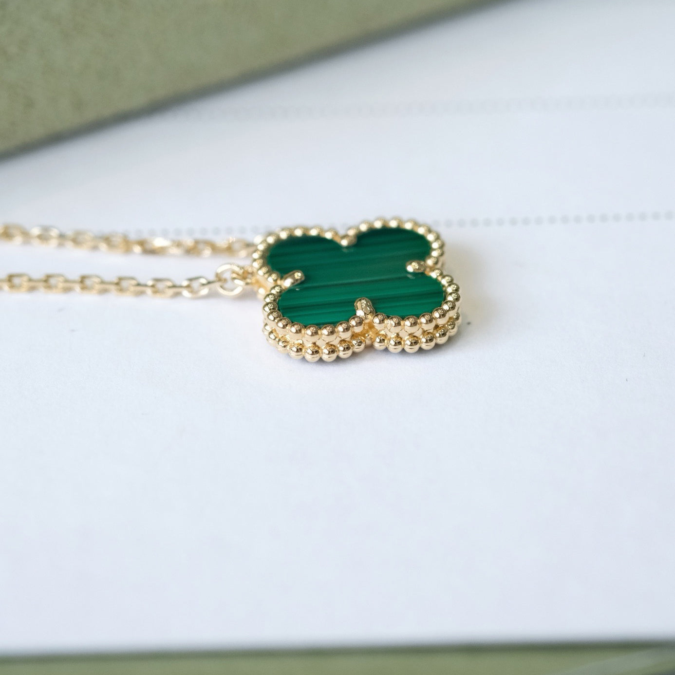 [CharmAmor]CLOVER 15MM MALACHITE SINGLE FLOWER  NECKLACE
