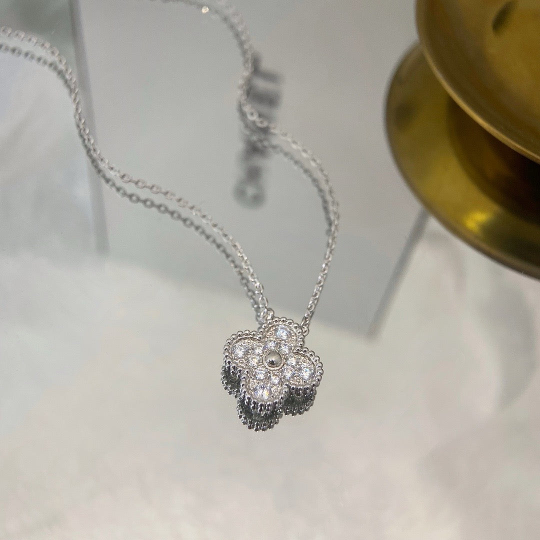 [CharmAmor]CLOVER 15MM DIAMOND SINGLE FLOWER NECKLACE