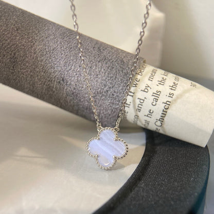 [CharmAmor]CLOVER 15MM BLUE CHALCEDONY NECKLACE SILVER