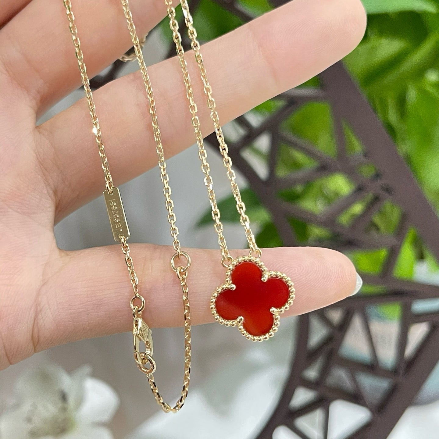 [CharmAmor]CLOVER 15MM CARNELIAN SINGLE FLOWER NECKLACE