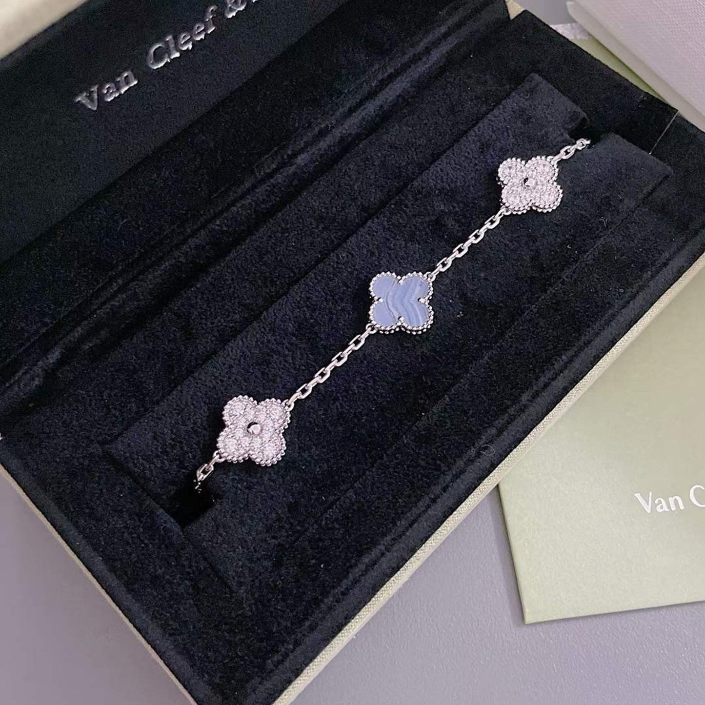 [CharmAmor]CLOVER  5 MOTIF DIAMOND PURPLE CHALCEDONY BRACELET SILVER