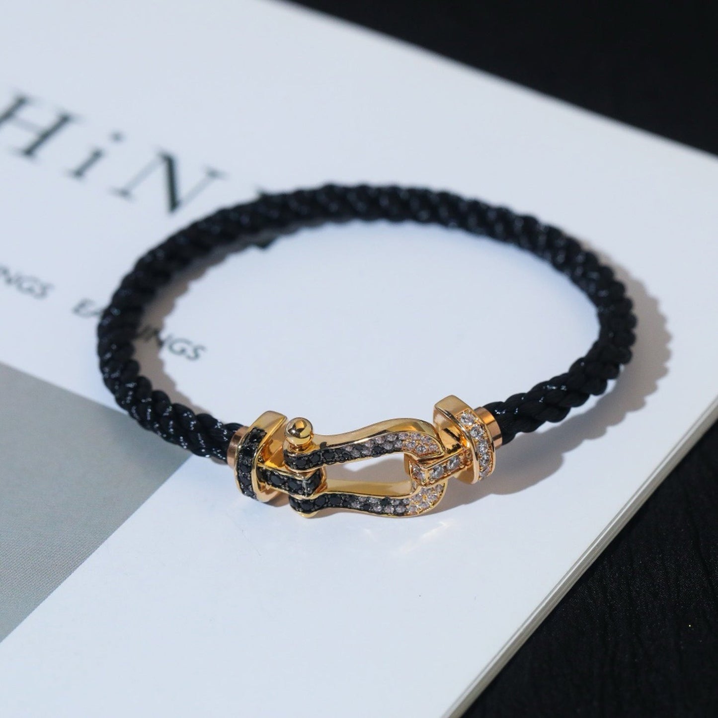 [CharmAmor]FORCE LARGE HORSESHOE BLACK WHITE DIAMOND BRACELET ROSE GOLD