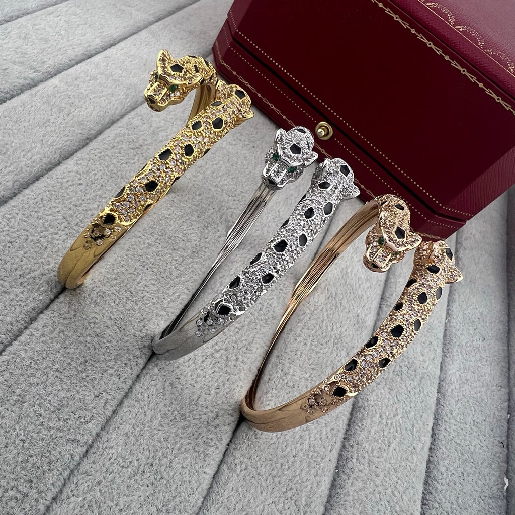 [CharmAmor]PANTHERE DOUBLE HEADED HALF DIAMOND OPEN BRACELET