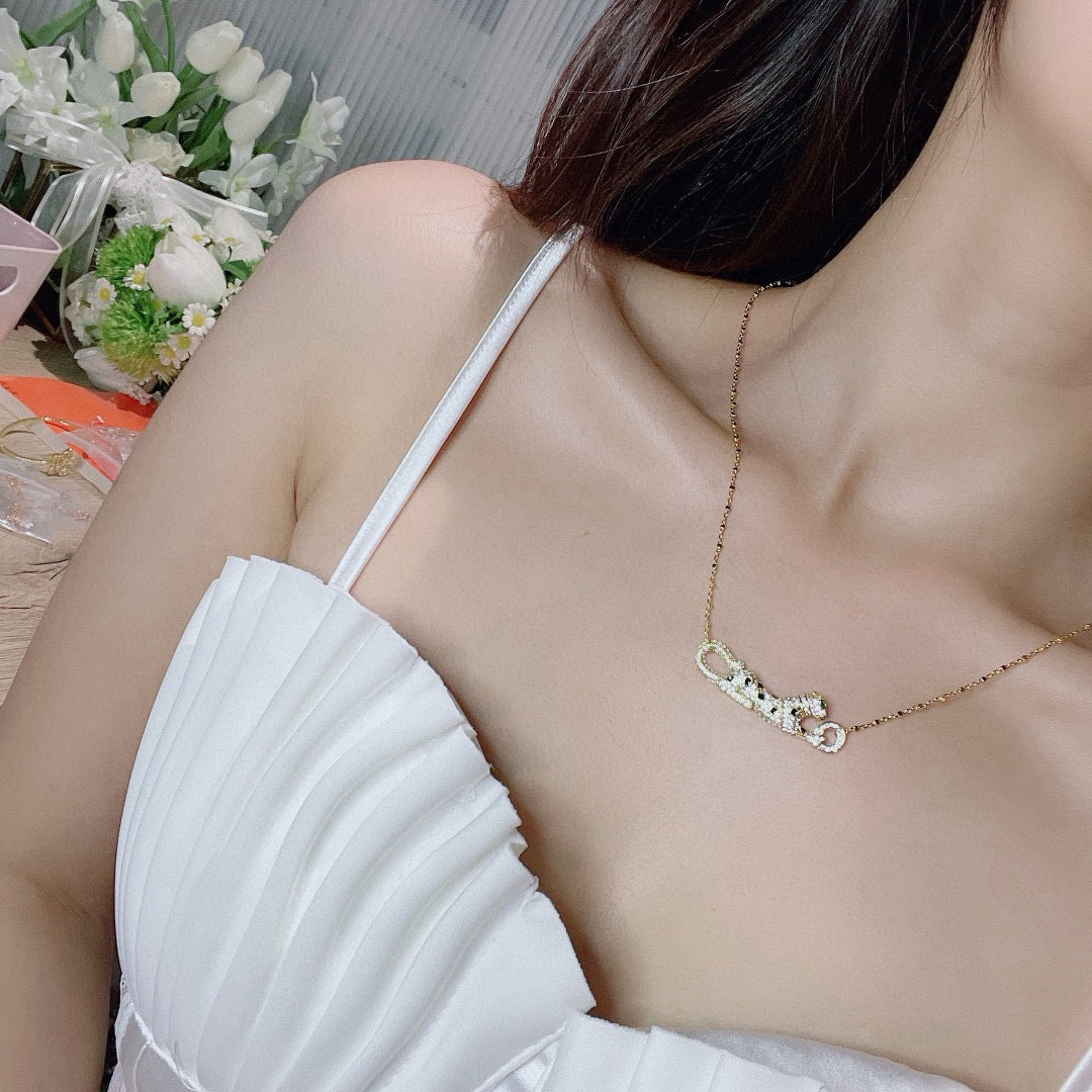[CharmAmor]PANTHERE PAVED DIAMOND NECKLACE