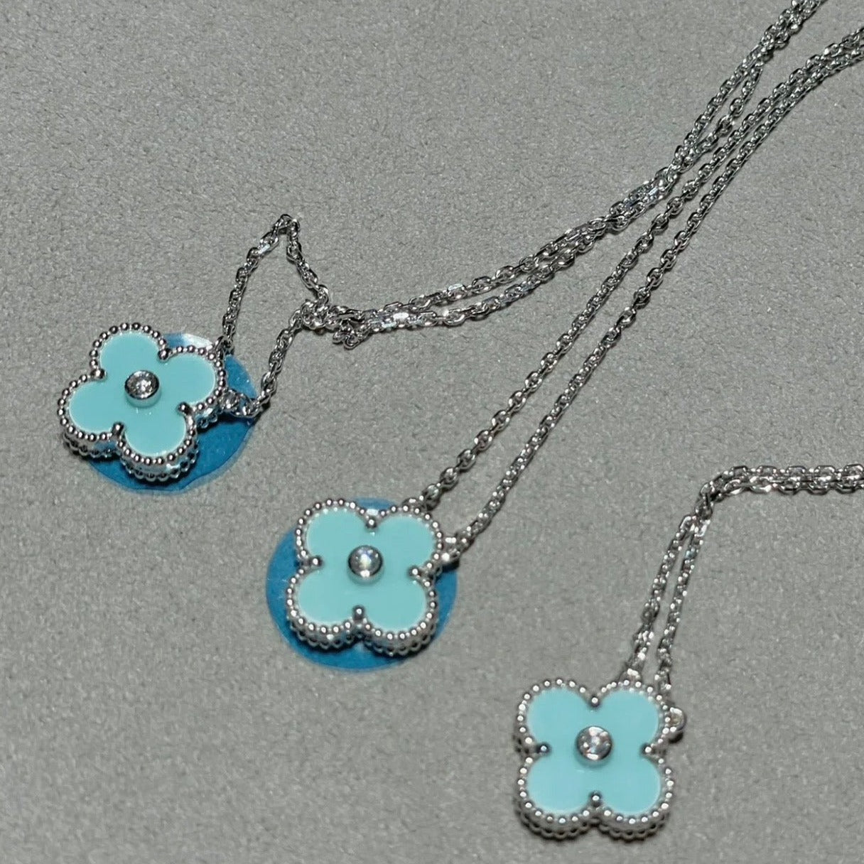 [CharmAmor]CLOVER 1 DIAMOND LIGHT BLUE SILVER NECKLACE