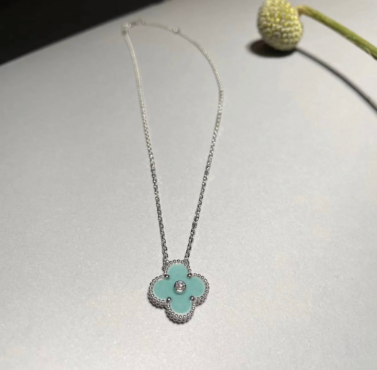 [CharmAmor]CLOVER 1 DIAMOND LIGHT BLUE SILVER NECKLACE
