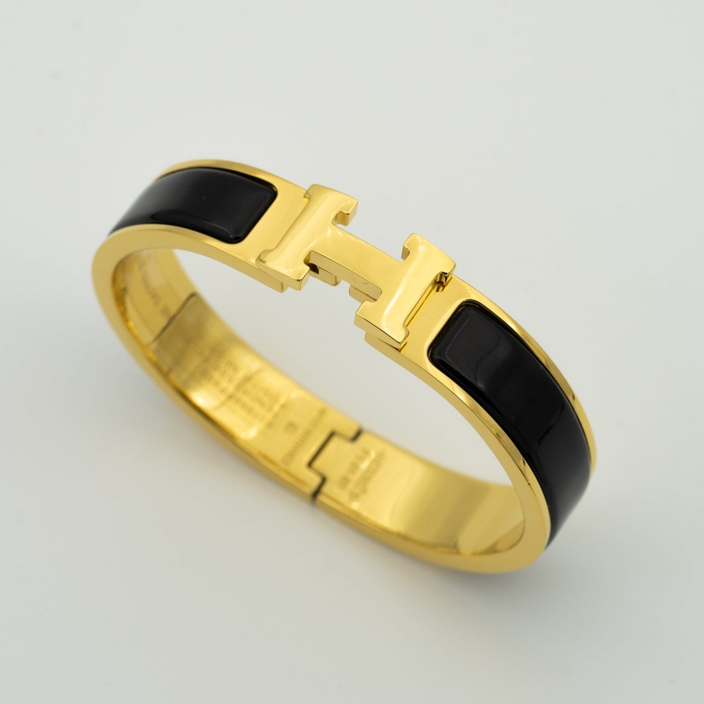 [CharmAmor]H BLACK BRACELET
