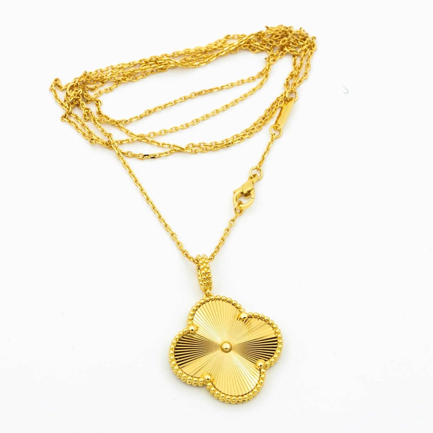 [CharmAmor]CLOVER 25MM PEDANT NECKLACE GOLD