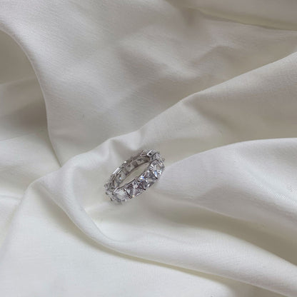 [CharmAmor]Elegant Princess Cut Tennis Ring