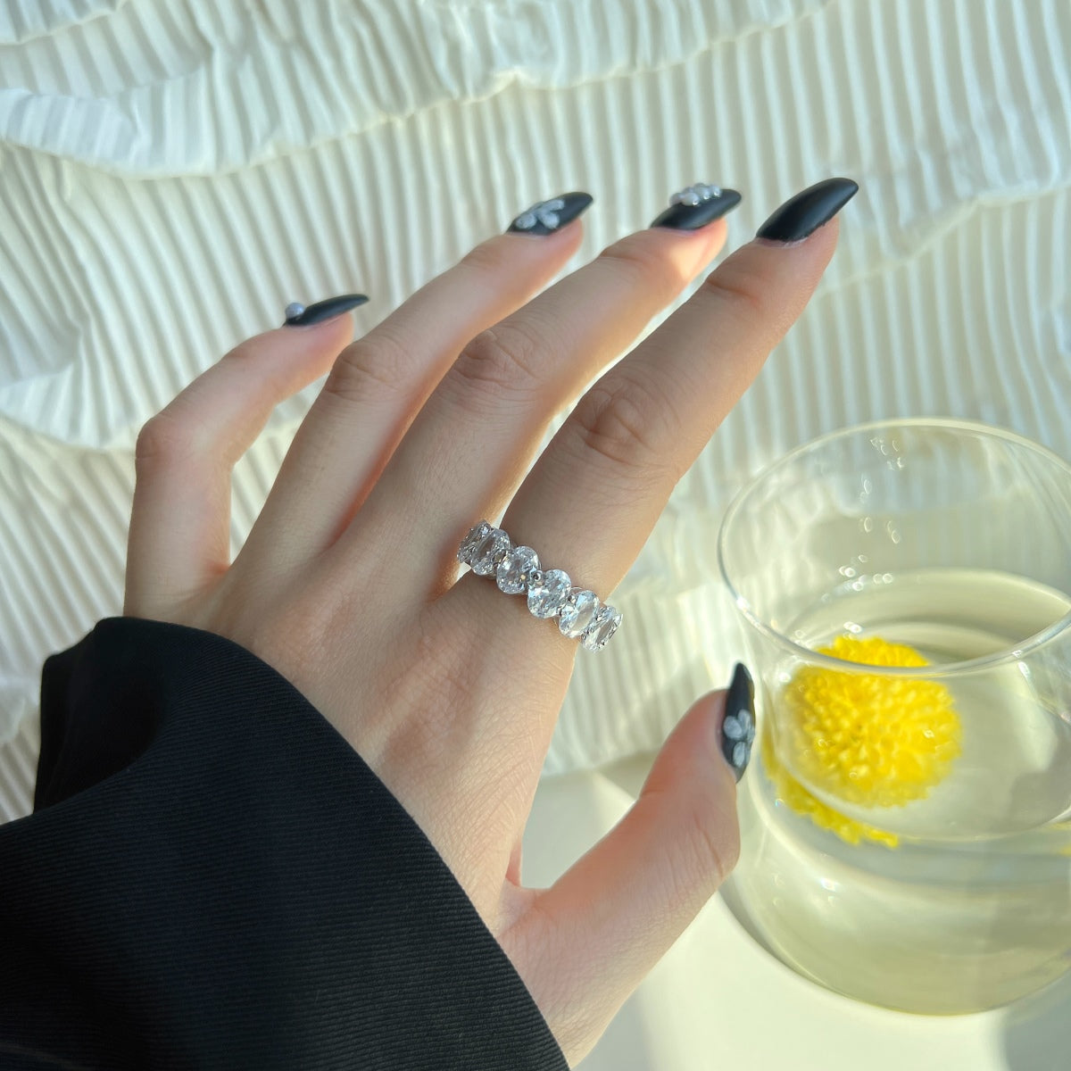 [CharmAmor]Dainty Elongated Cushion Cut Tennis Ring