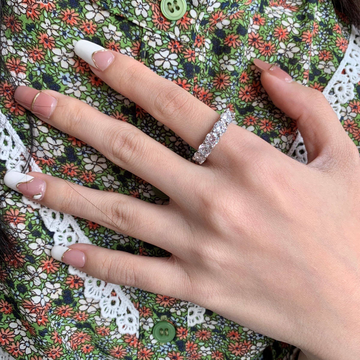 [CharmAmor]Gorgeous Round Cut Tennis Ring