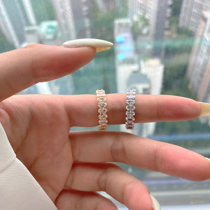 [CharmAmor]Ornate Oval Cut Tennis Ring