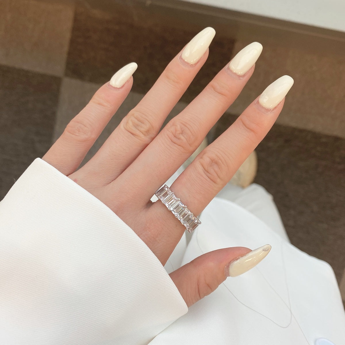 [CharmAmor]0.75 Carat Elegant Emerald Cut Tennis Ring