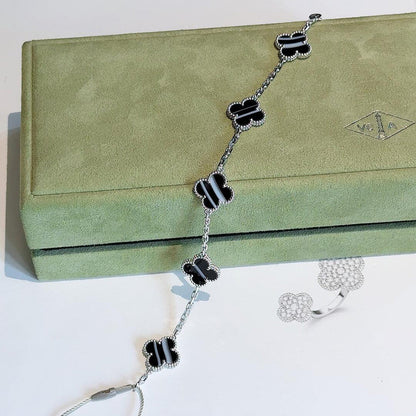 [CharmAmor]CLOVER 5 MOTIF VEINED ONYX BRACELET SILVER