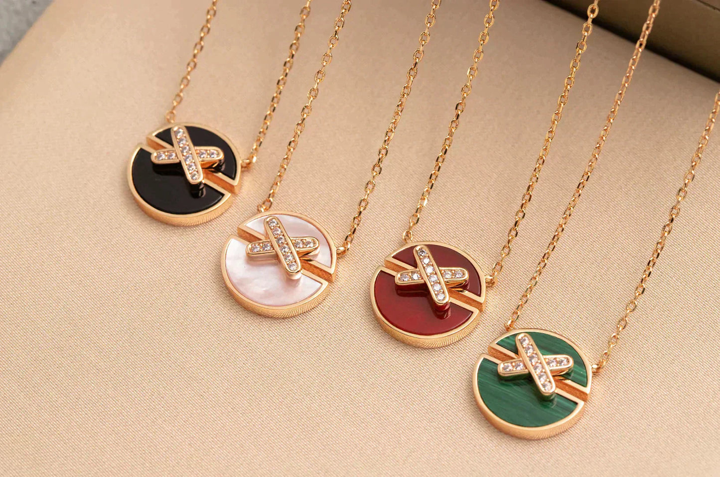 [CharmAmor]JEUX DE ROSE GOLD DIAMOND NECKLACE