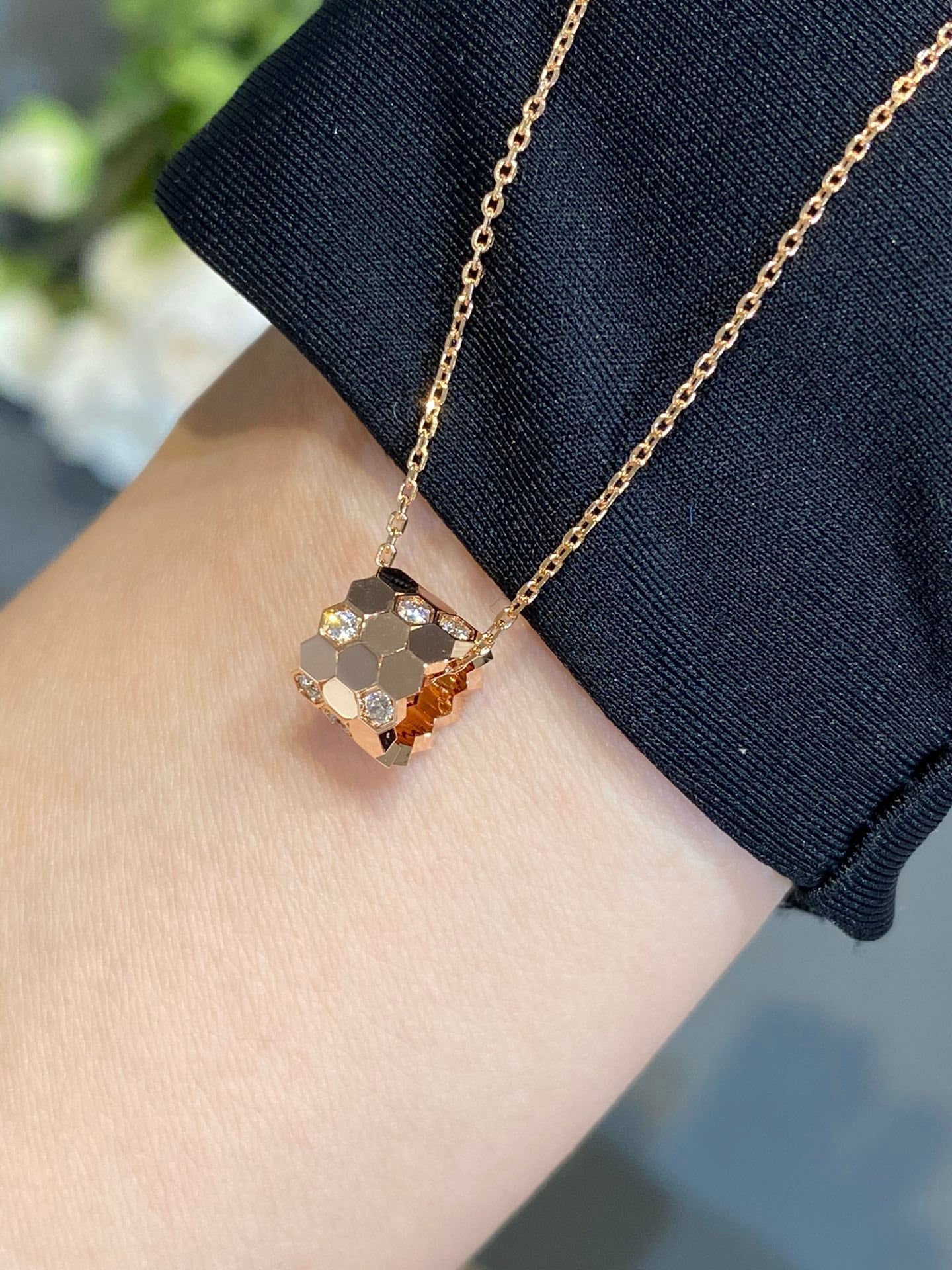 [CharmAmor]BEE LOVE DIAMOND NECKLACE