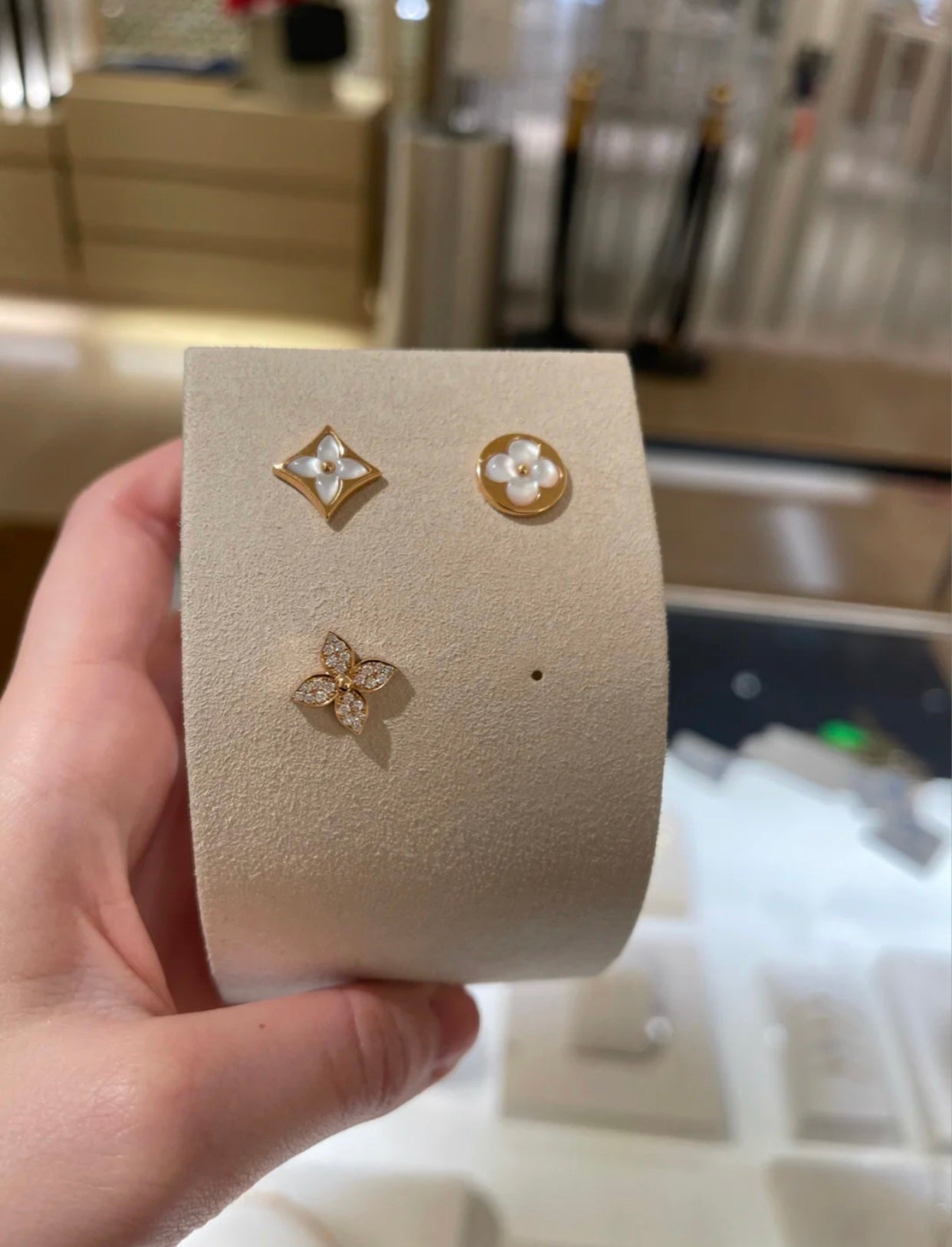[CharmAmor]STAR BLOSSOM STUD EARRINGS PINK GOLD DIAMONDS