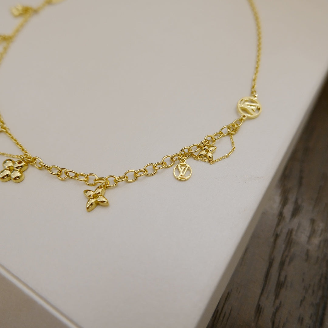 [CharmAmor]BLOOMING SUPPLE NECKLACE BRASS