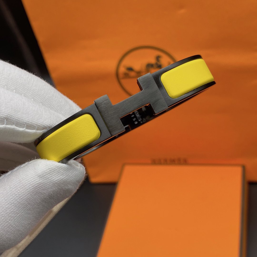 [CharmAmor]CLIC HM SO BLACK YELLOW BRACELET