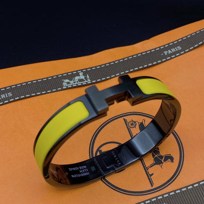 [CharmAmor]CLIC HM SO BLACK YELLOW BRACELET