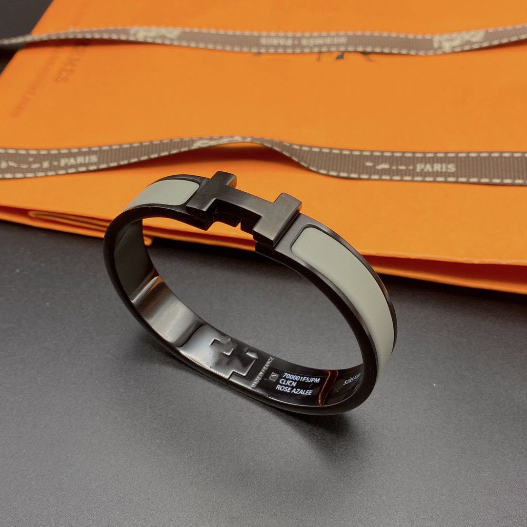 [CharmAmor]CLIC HM SO BLACK GREY BRACELET