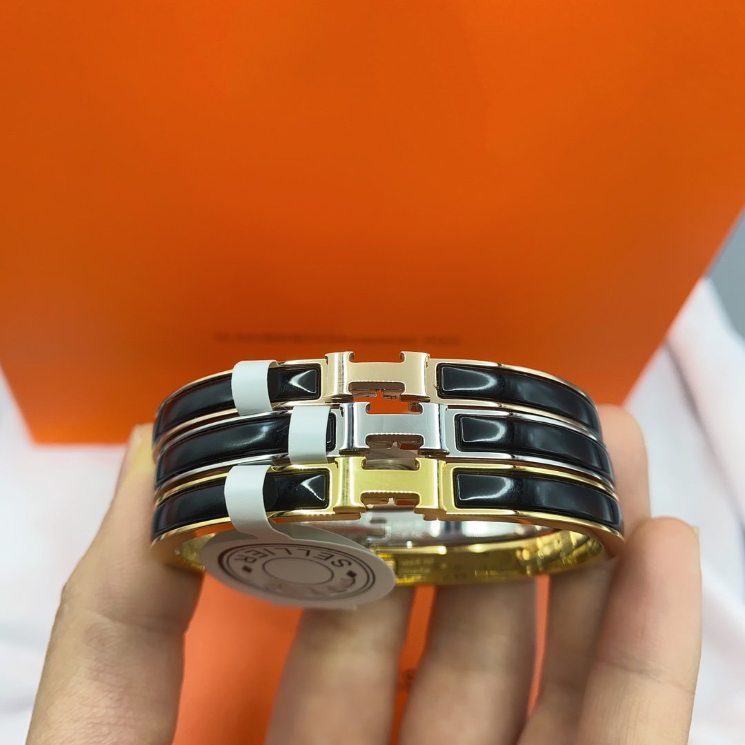 [CharmAmor]CLASSIC HM CLIC BLACK 8MM ENAMEL BRACELET