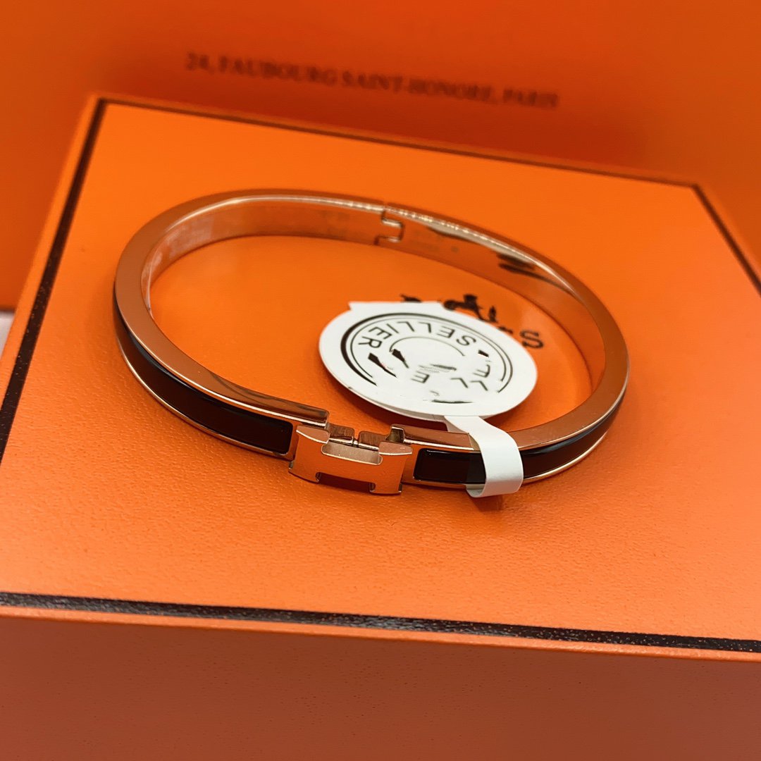 [CharmAmor]CLASSIC HM CLIC BLACK 8MM ENAMEL BRACELET