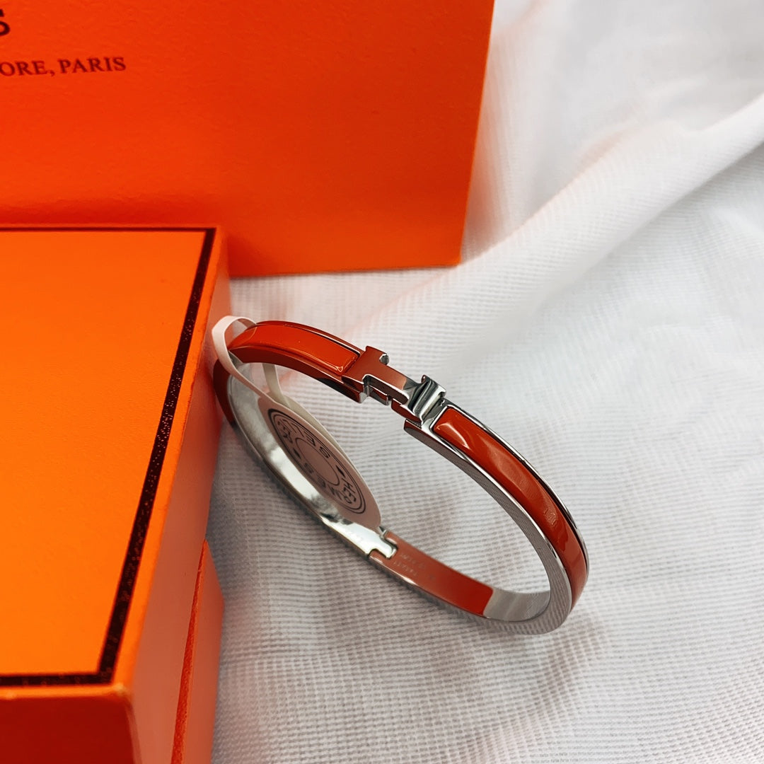 [CharmAmor]CLASSIC HM CLIC RED 8MM ENAMEL BRACELET