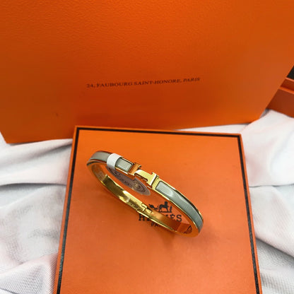 [CharmAmor]CLASSIC HM CLIC GREEN 8MM ENAMEL BRACELET