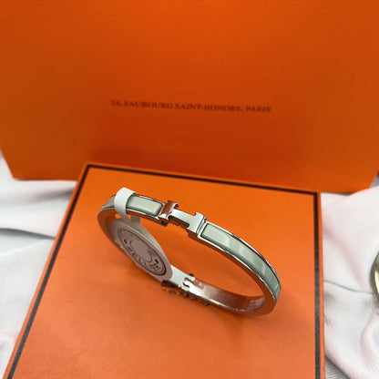 [CharmAmor]CLASSIC HM CLIC GREEN 8MM ENAMEL BRACELET