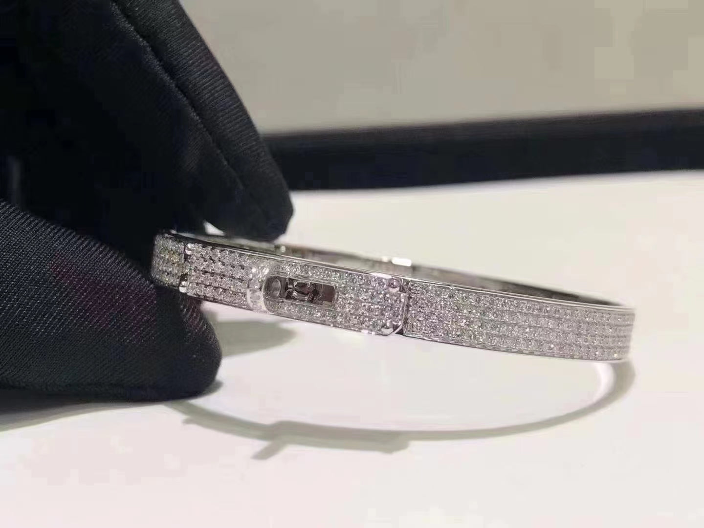 [CharmAmor]HM KELLY BRACELET IN SILVER AND FULL PAVE DIAMOND