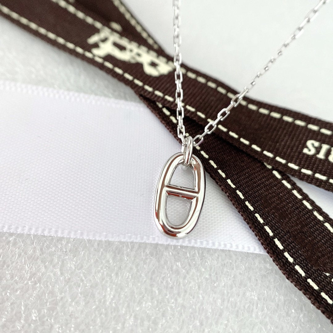 [CharmAmor]HM PIG NOSE NECKLACE