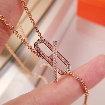 [CharmAmor]HM FIRE PIG NOSE NECKLACE TRENDY STREET
