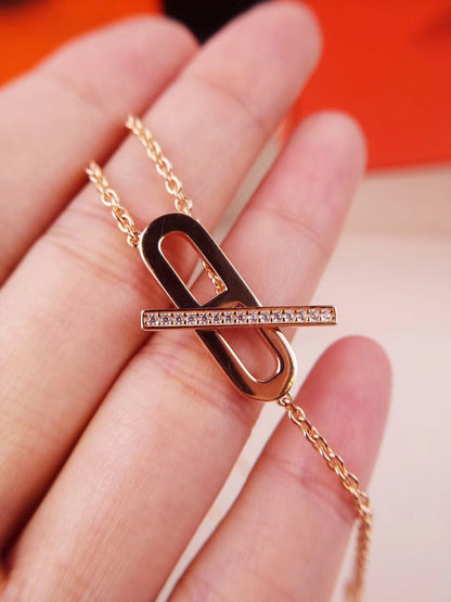 [CharmAmor]HM FIRE PIG NOSE NECKLACE TRENDY STREET