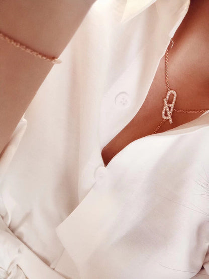 [CharmAmor]HM FIRE PIG NOSE NECKLACE TRENDY STREET