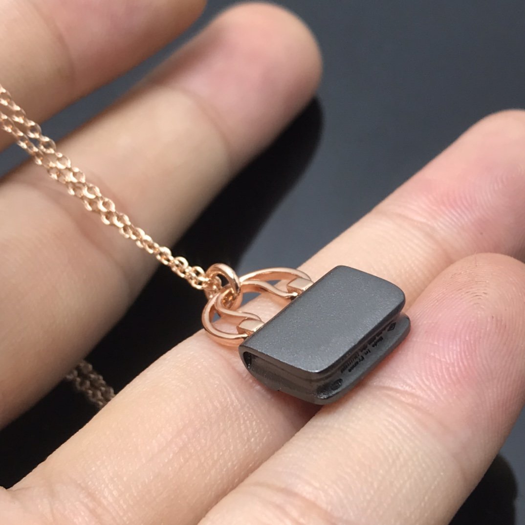 [CharmAmor]WOMEN'S HM AMULETTES CONSTANCE PENDANT NECKLACE