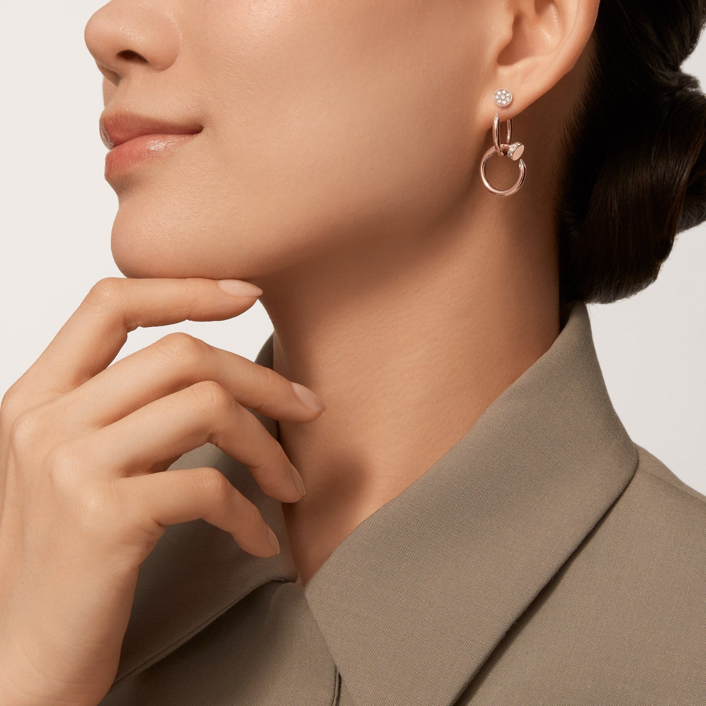 [CharmAmor]JUSTE HALF DIAMOND DOUBLE EARRINGS