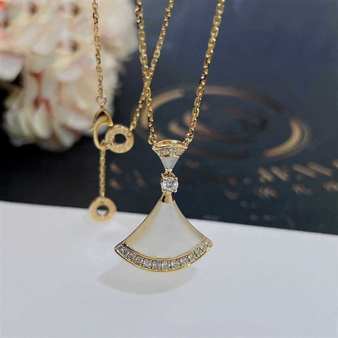 [CharmAmor]DREAM NECKLACE MOP GOLD DIAMOND