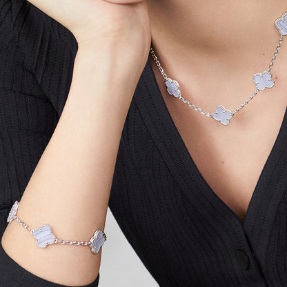 [CharmAmor]CLOVER 10 MOTIFS BLUE CHALCEDONY NECKLACE