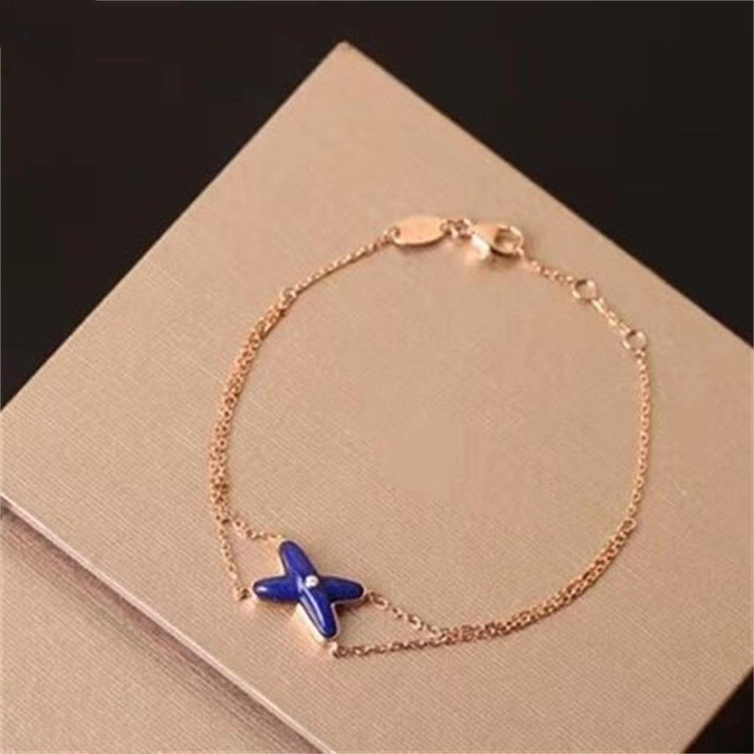 [CharmAmor]Hollow Design Four-Leaf Clover Flower Shape Ring