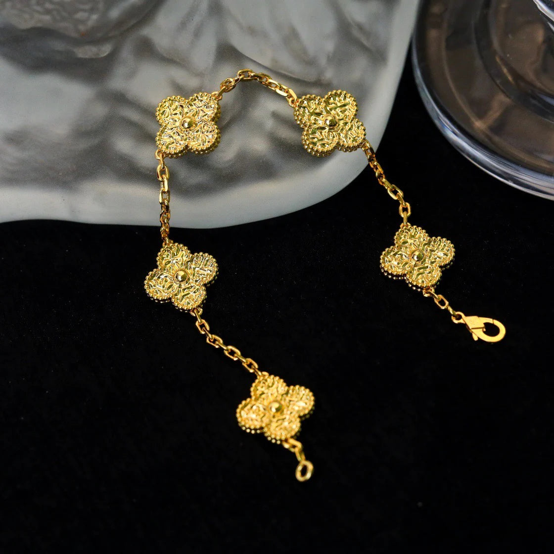 [CharmAmor]CLOVER 5 MOTIFS BRONZING BRACELET