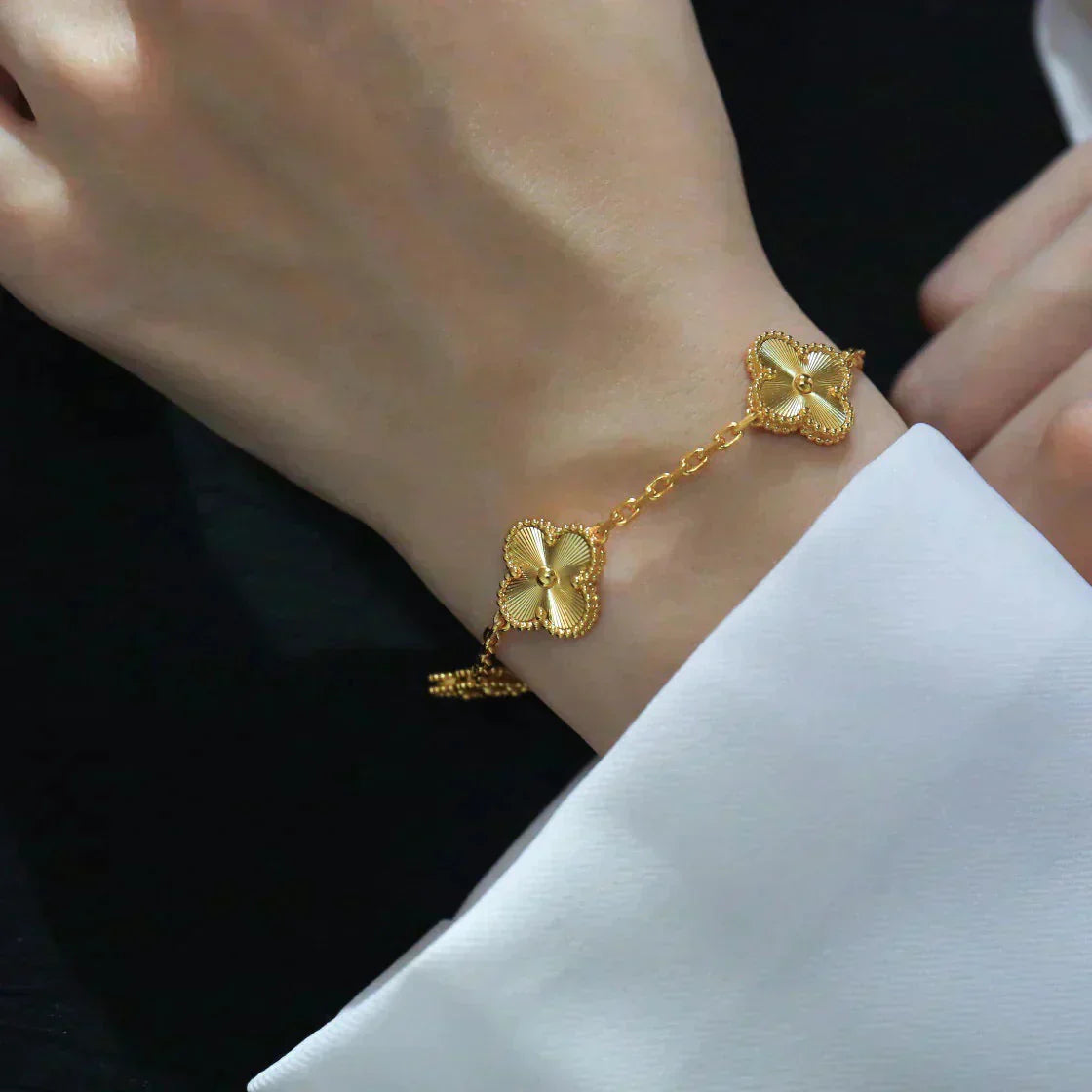 [CharmAmor]CLOVER 5 FLOWERS LASER BRACELET