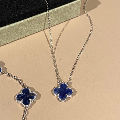 [CharmAmor]CLOVER 15MM PIETERSITE NECKLACE SILVER