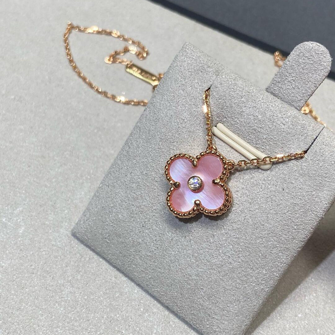 [CharmAmor]CLOVER 15MM DIAMOND PINK MOP NECKLACE