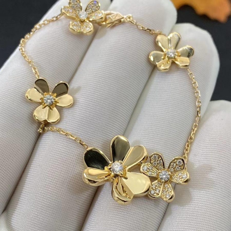 [CharmAmor]FRIVOLE GOLD 5 FLOWERS BRACELET
