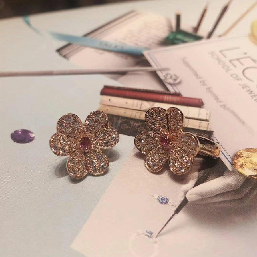 [CharmAmor]FRIVOLE PINK GOLD FLOWER DIAMOND EARRINGS