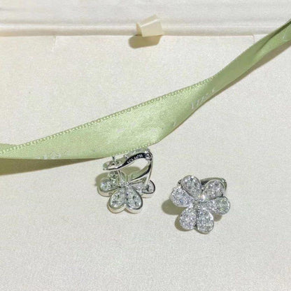 [CharmAmor]FRIVOLE SILVER FLOWER DIAMOND EARRINGS